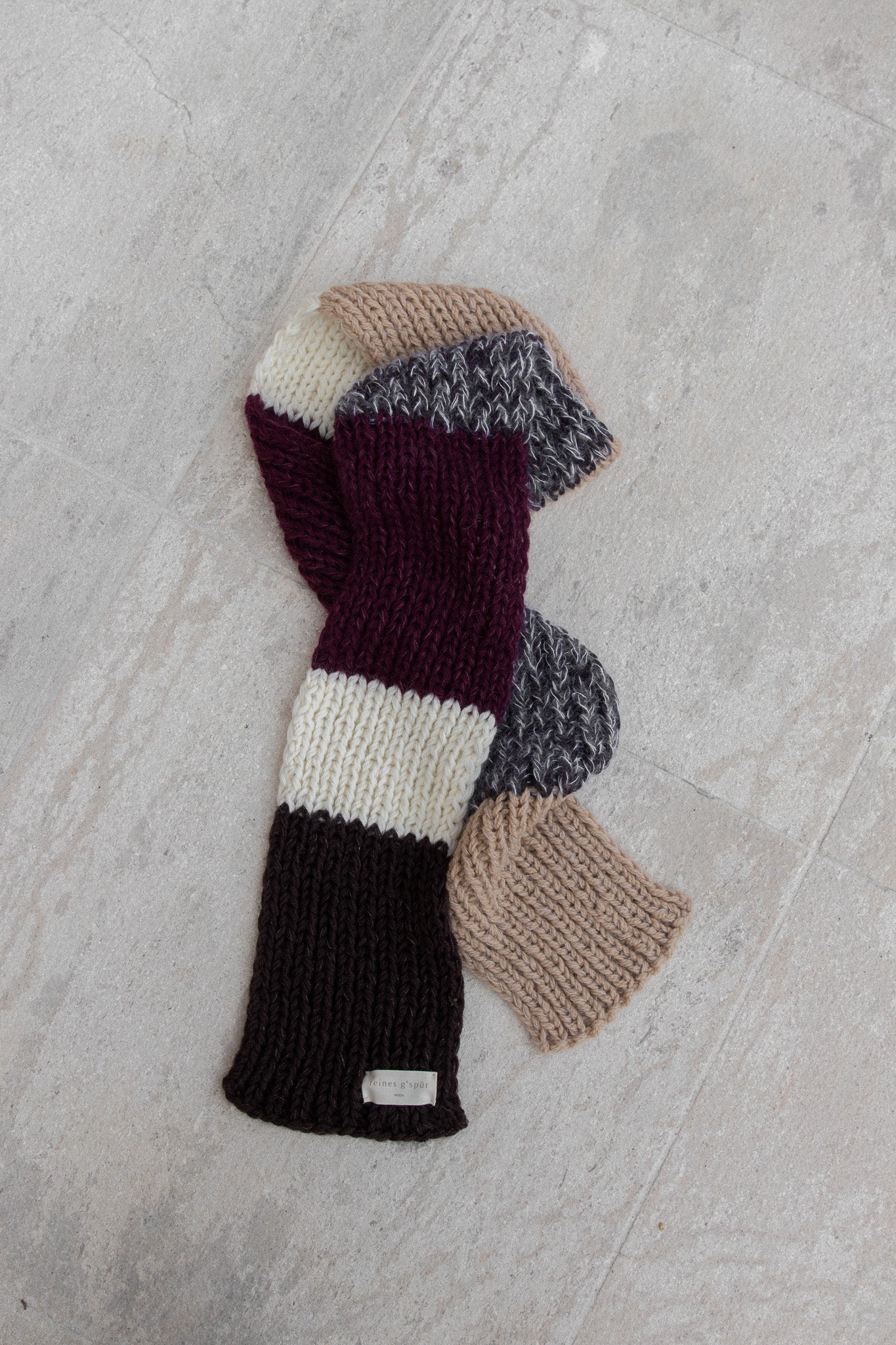 Schal aus Wollkombination